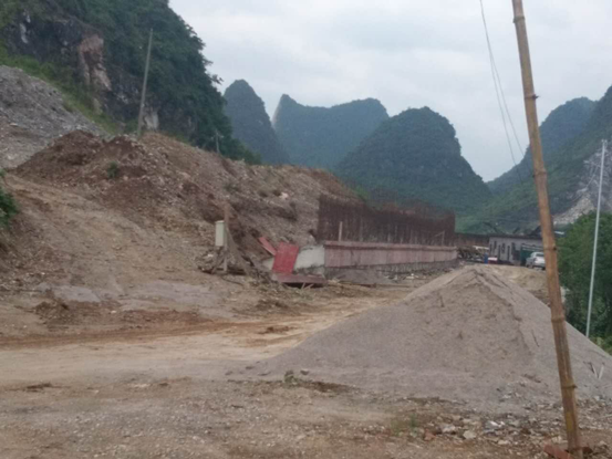 广西临桂：被关停的木鱼山采石场发生事故致1死
