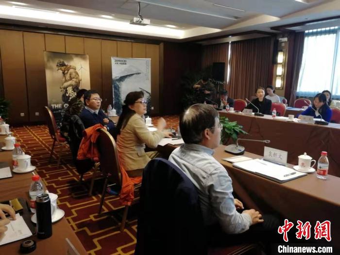 专家研讨主流大片应该怎样拍。 马海燕 摄 专家研讨主流大片应该怎样拍。 马海燕 摄